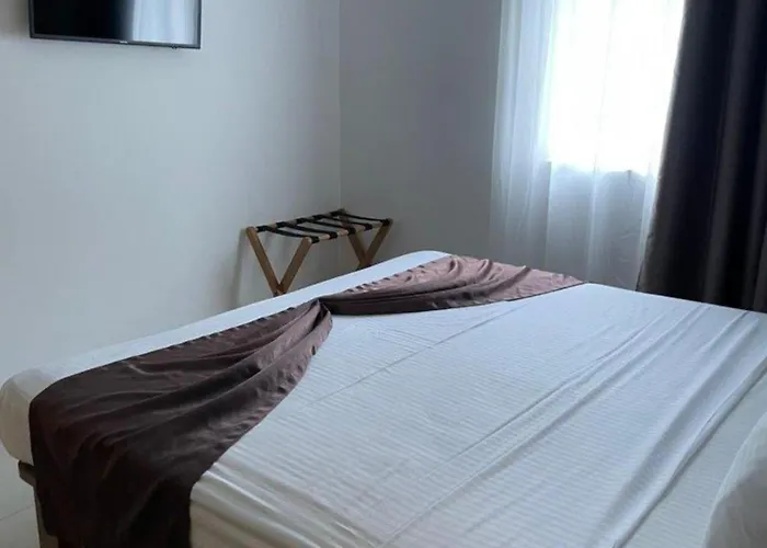 Coral Strand Smart Choice 4* Beau Vallon (Mahe)
