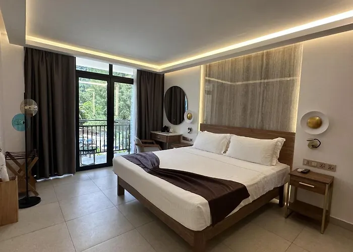 Coral Strand Smart Choice Hotel Beau Vallon (Mahe)