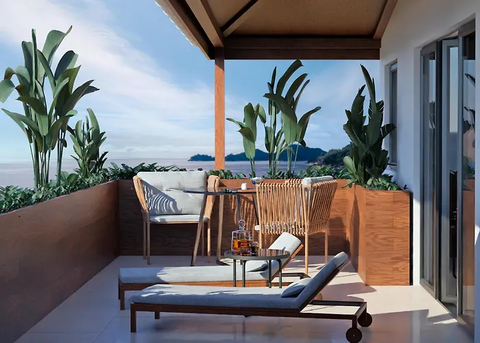 Coral Strand Smart Choice Hotel
