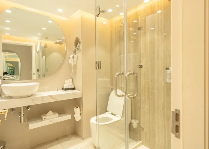 Coral Strand Smart Choice Hotel