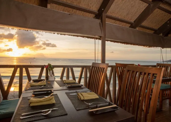 Coral Strand Smart Choice Beau Vallon (Mahe)