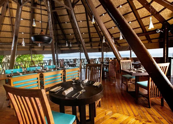 Coral Strand Smart Choice Hotel 4*