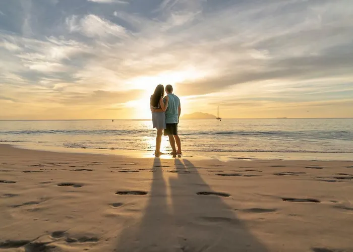 Coral Strand Smart Choice Beau Vallon (Mahe)